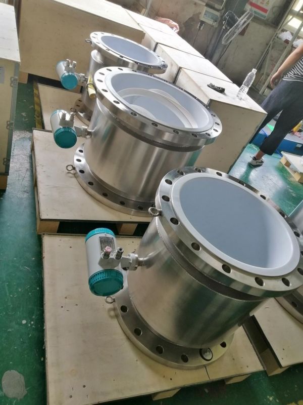 SS304 Body material electromagnetic flow meter